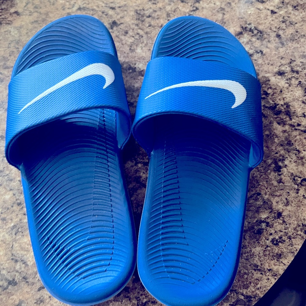 Boys Nike sandals